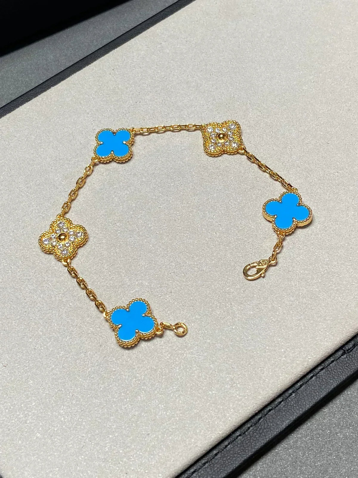 [⭐Haelin Jewelry] CLOVER 5 MOTIF BLUE AGATE BRACELET COLLECTION