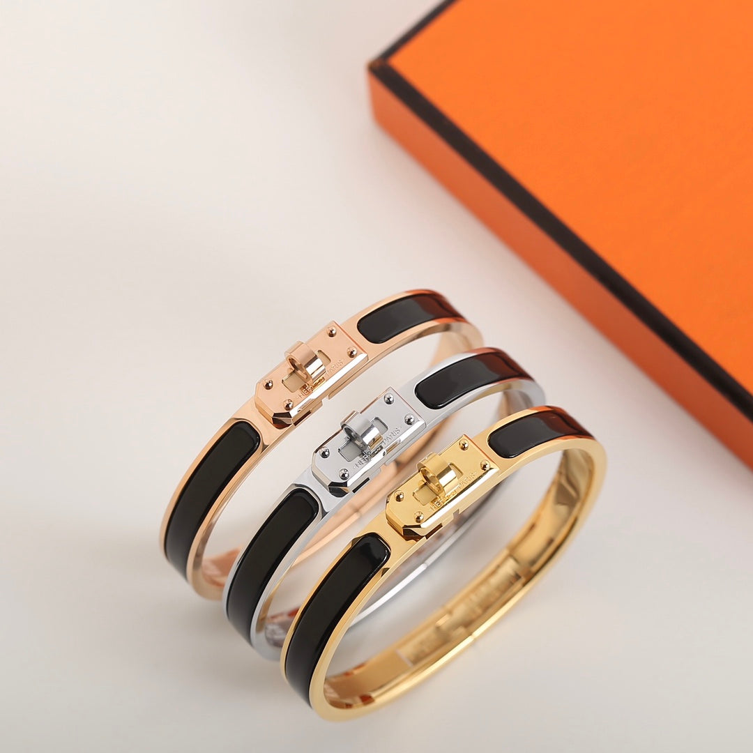 [⭐Haelin Jewelry]HM KELLY BLACK BRACELET