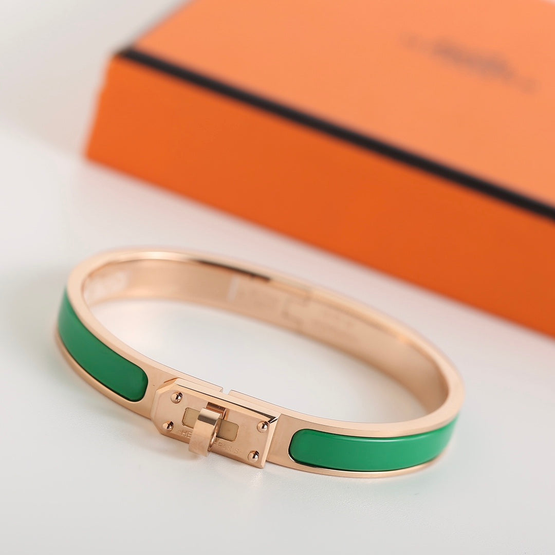 [⭐Haelin Jewelry]HM KELLY GREEN BRACELET