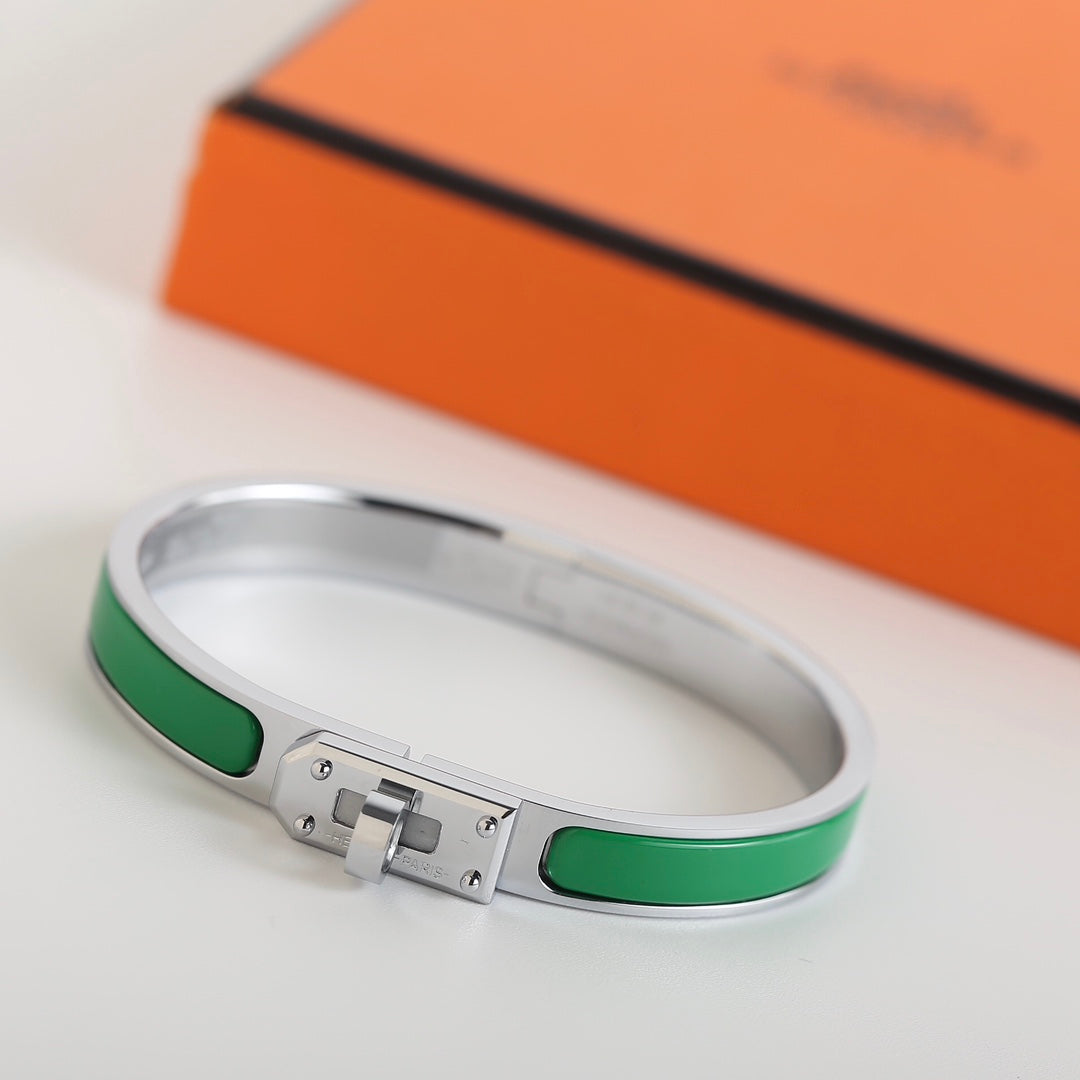 [⭐Haelin Jewelry]HM KELLY GREEN BRACELET