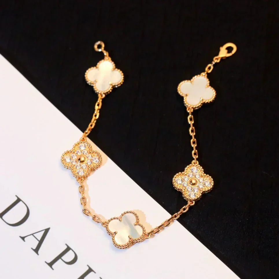 [⭐Haelin Jewelry]CLOVER WHITE PEARL MOP 5 MOTIF BRACELET COLLECTION