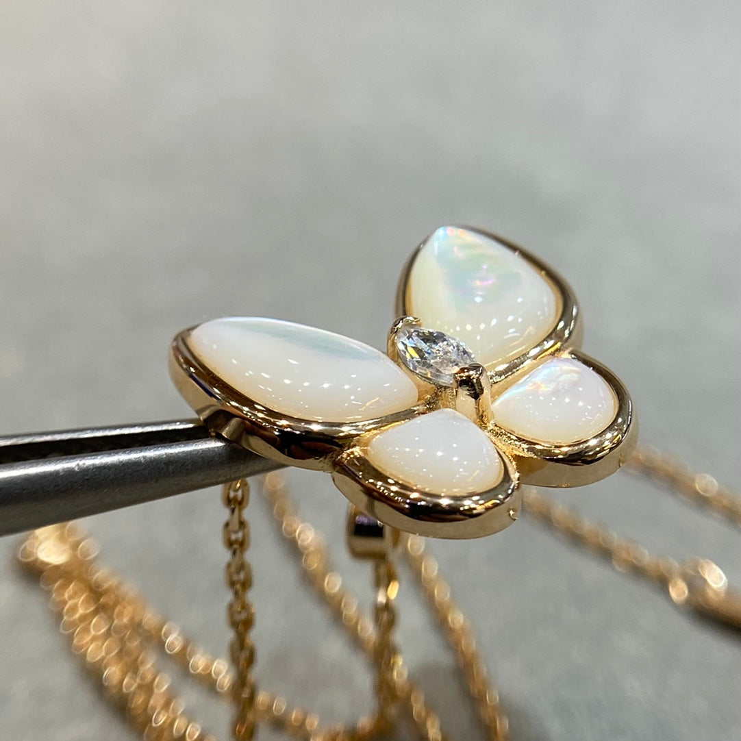 [⭐Haelin Jewelry]BUTTERFLY MOP DIAMOND NECKLACE