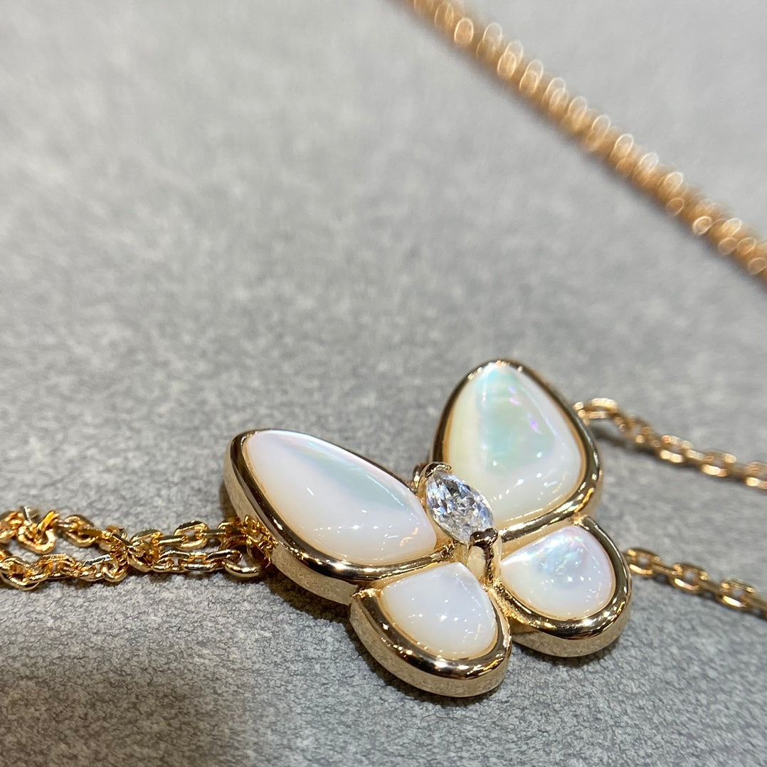 [⭐Haelin Jewelry]BUTTERFLY MOP DIAMOND NECKLACE