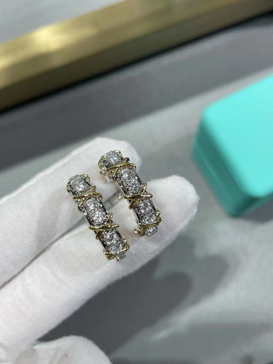 [Haelin Jewelry]SCHLUMBERGER GOLD DIAMOND EARRINGS