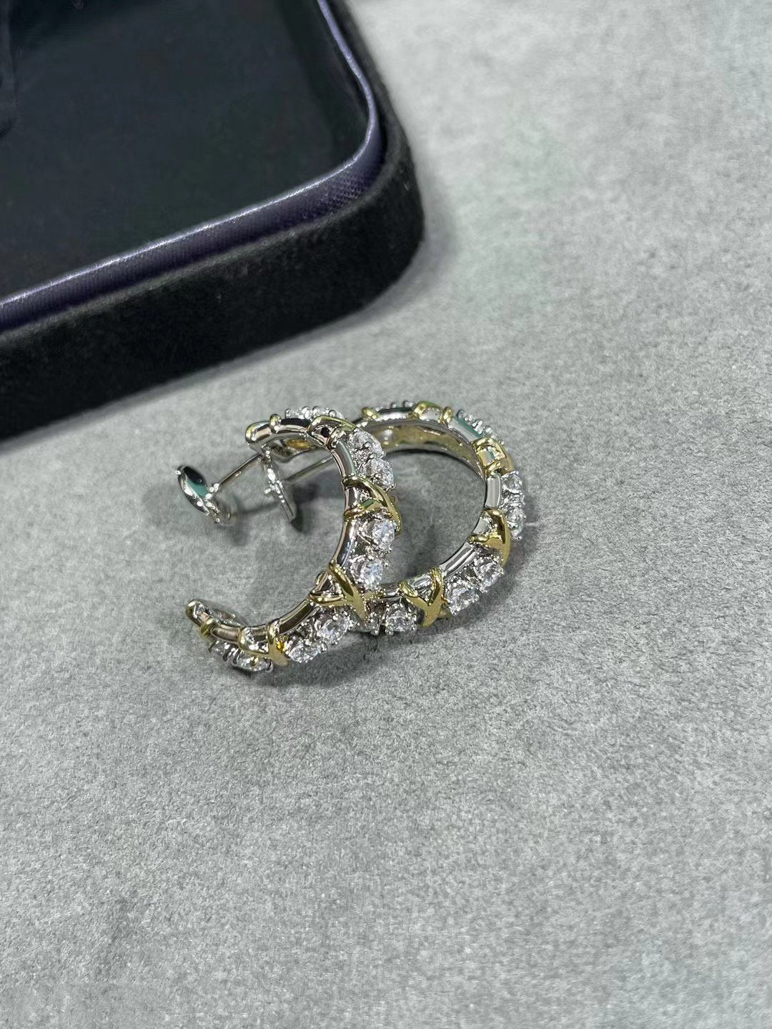 [Haelin Jewelry]SCHLUMBERGER GOLD DIAMOND EARRINGS