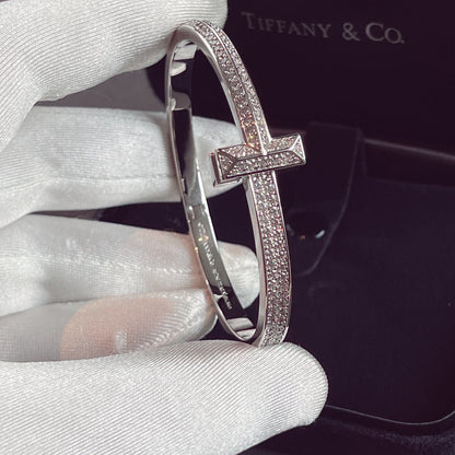 [Haelin Jewelry]T1 WIDE HINGED BANGLE DIAMOND PAVED BRACELET