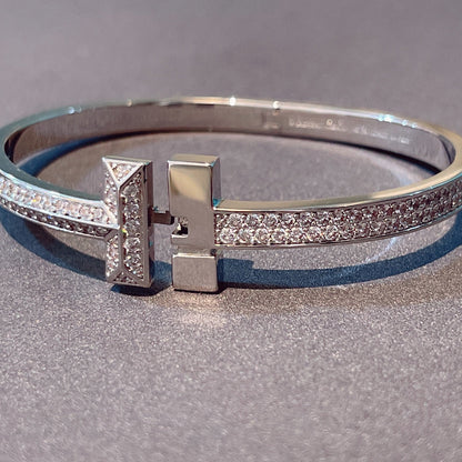 [Haelin Jewelry]T1 WIDE HINGED BANGLE DIAMOND PAVED BRACELET
