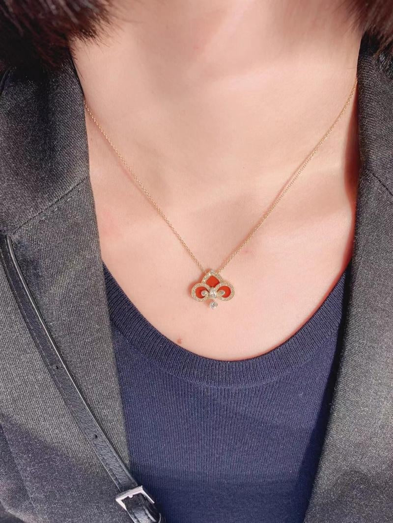 [Haelin Jewelry]FLEUR DE LIS PINK GOLD DIAMOND NECKLACE