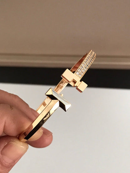 [Haelin Jewelry]T1 WIDE DIAMOND HINGED BANGLE PINK GOLD