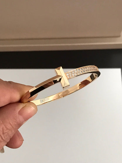 [Haelin Jewelry]T1 WIDE DIAMOND HINGED BANGLE PINK GOLD