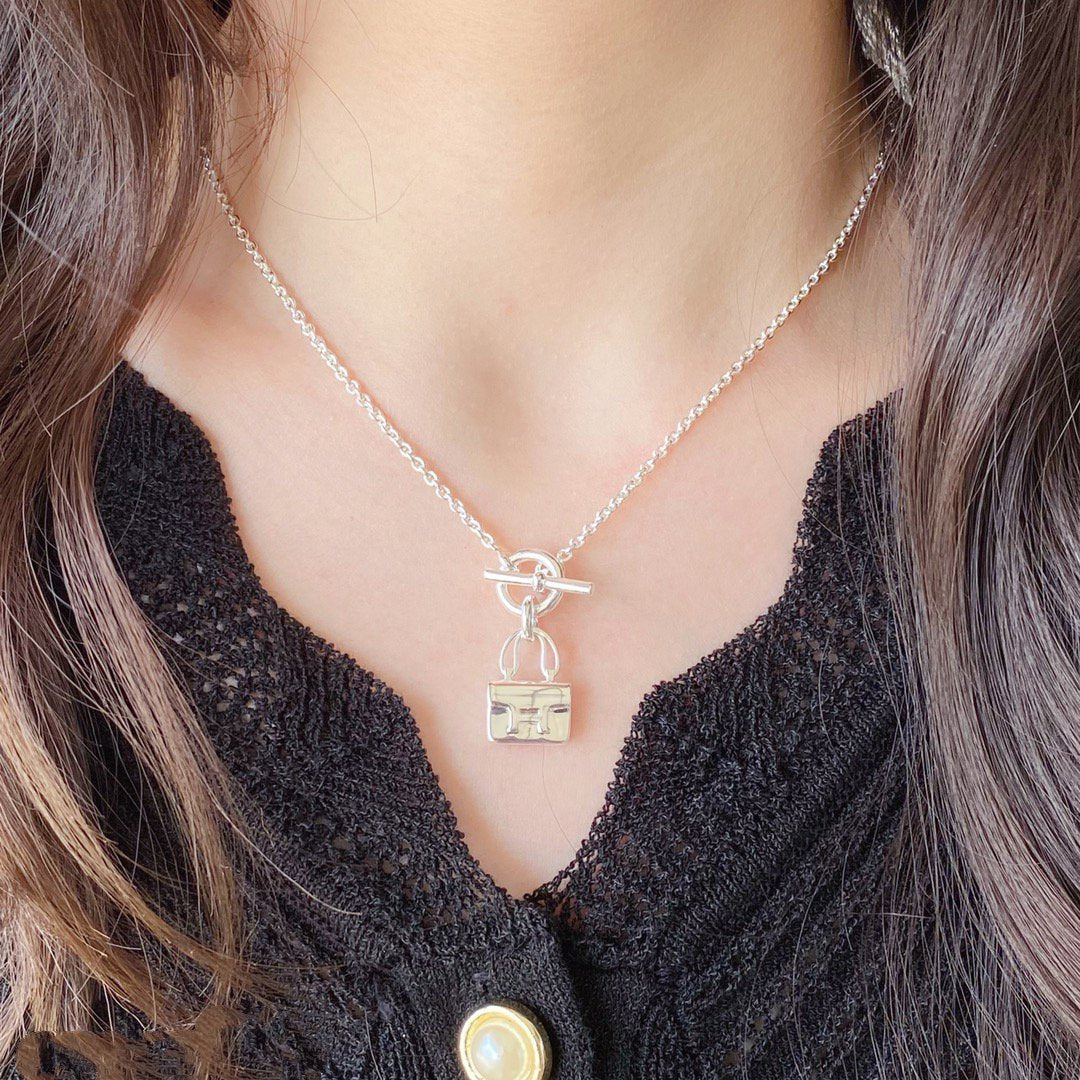 [⭐Haelin Jewelry]CONSTANCE PEDANT SILVER NECKLACE