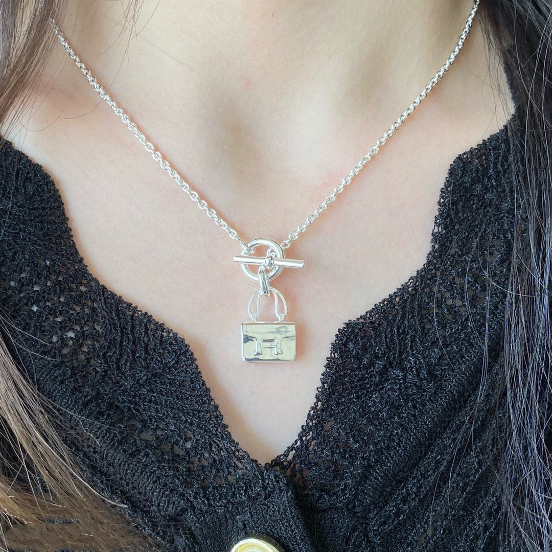 [⭐Haelin Jewelry]CONSTANCE PEDANT SILVER NECKLACE
