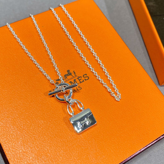 [⭐Haelin Jewelry]CONSTANCE PEDANT SILVER NECKLACE