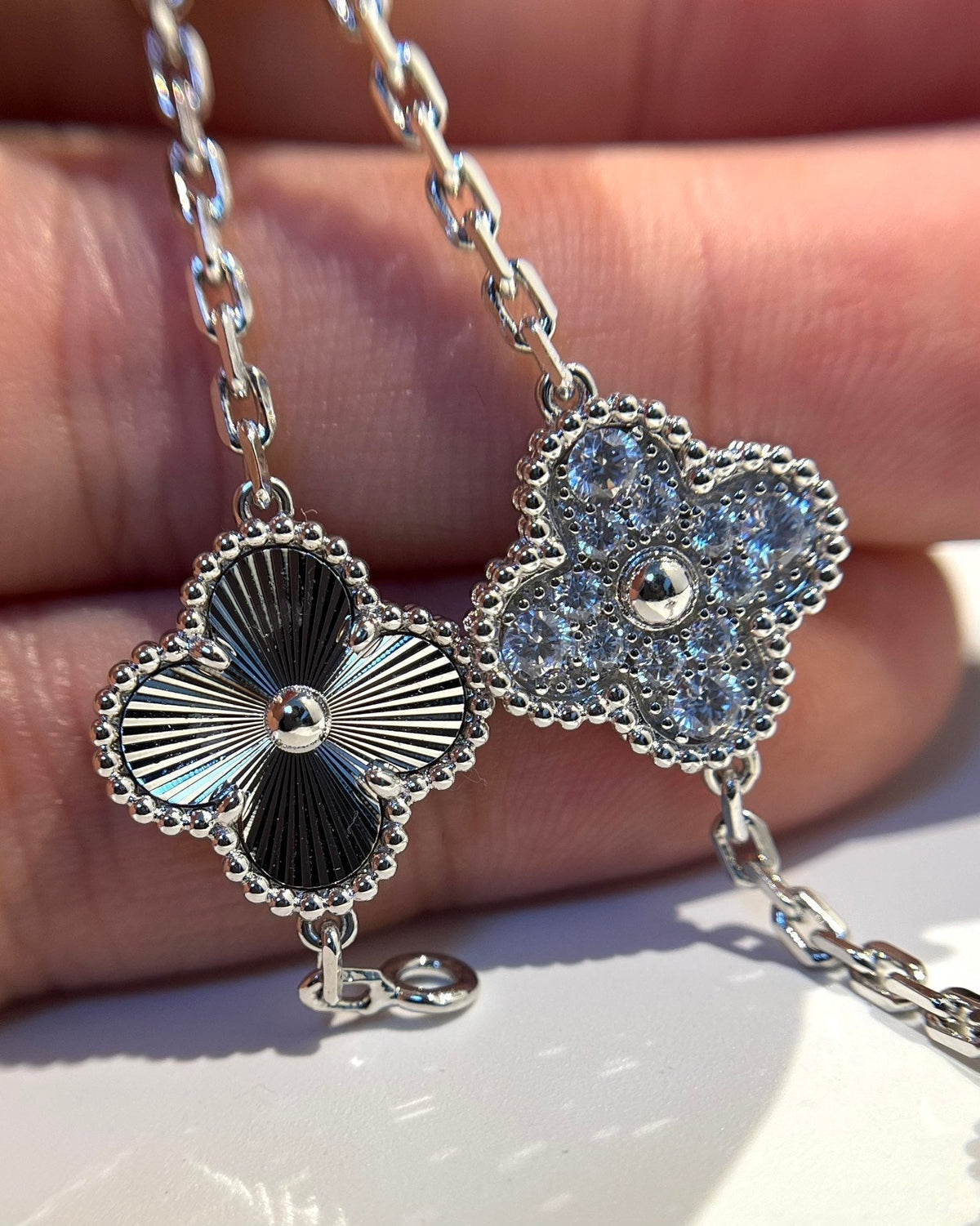 [⭐Haelin Jewelry] CLOVER 5 MOTIF LASER BRACELET COLLECTION