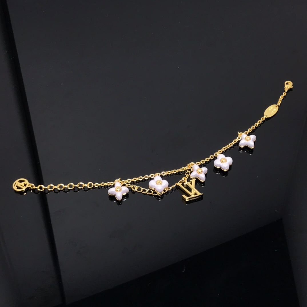 [⭐Haelin Jewelry]LOGO 6 MOTIF STAR AND SUN GOLD BRACELET