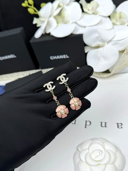 [⭐Haelin Jewelry]26C Pink Camellia Enamel Pendant with Double C Earrings