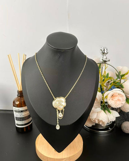 [⭐Haelin Jewelry]Cloud Pearl Mother-of-Pearl Diamond Chain Pendant Necklace