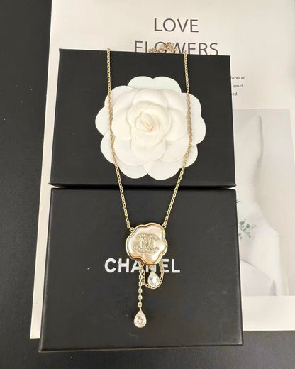 [⭐Haelin Jewelry]Cloud Pearl Mother-of-Pearl Diamond Chain Pendant Necklace