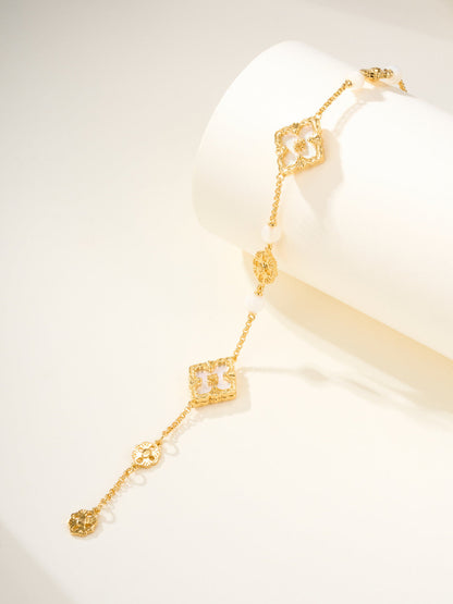 [⭐Haelin Jewelry]B.C.L ENAMELED Three-Flower Bracelet（Trumpet)