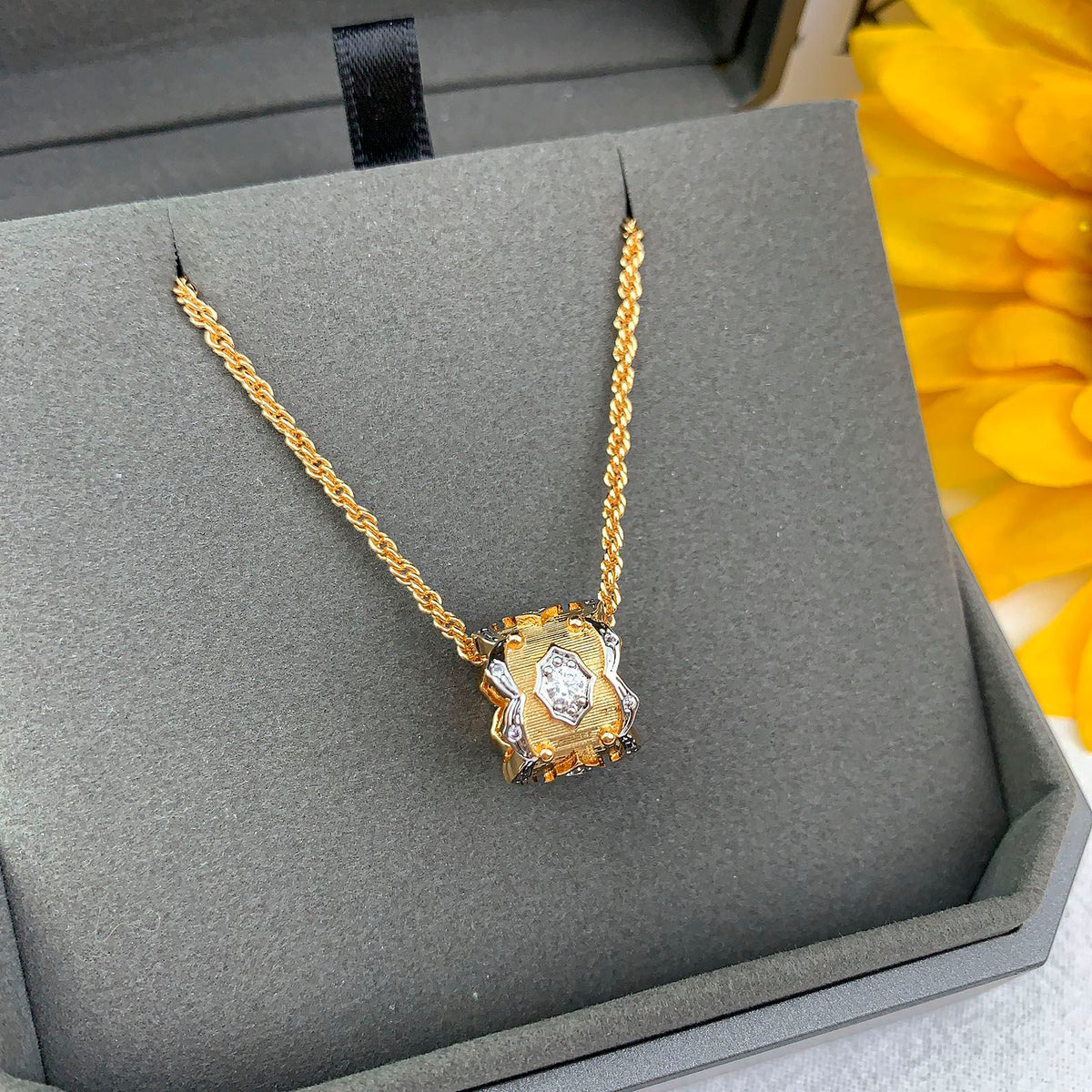 [⭐Haelin Jewelry] B.C.L “Little Waist” Enamel  NECKLACE（Various colors