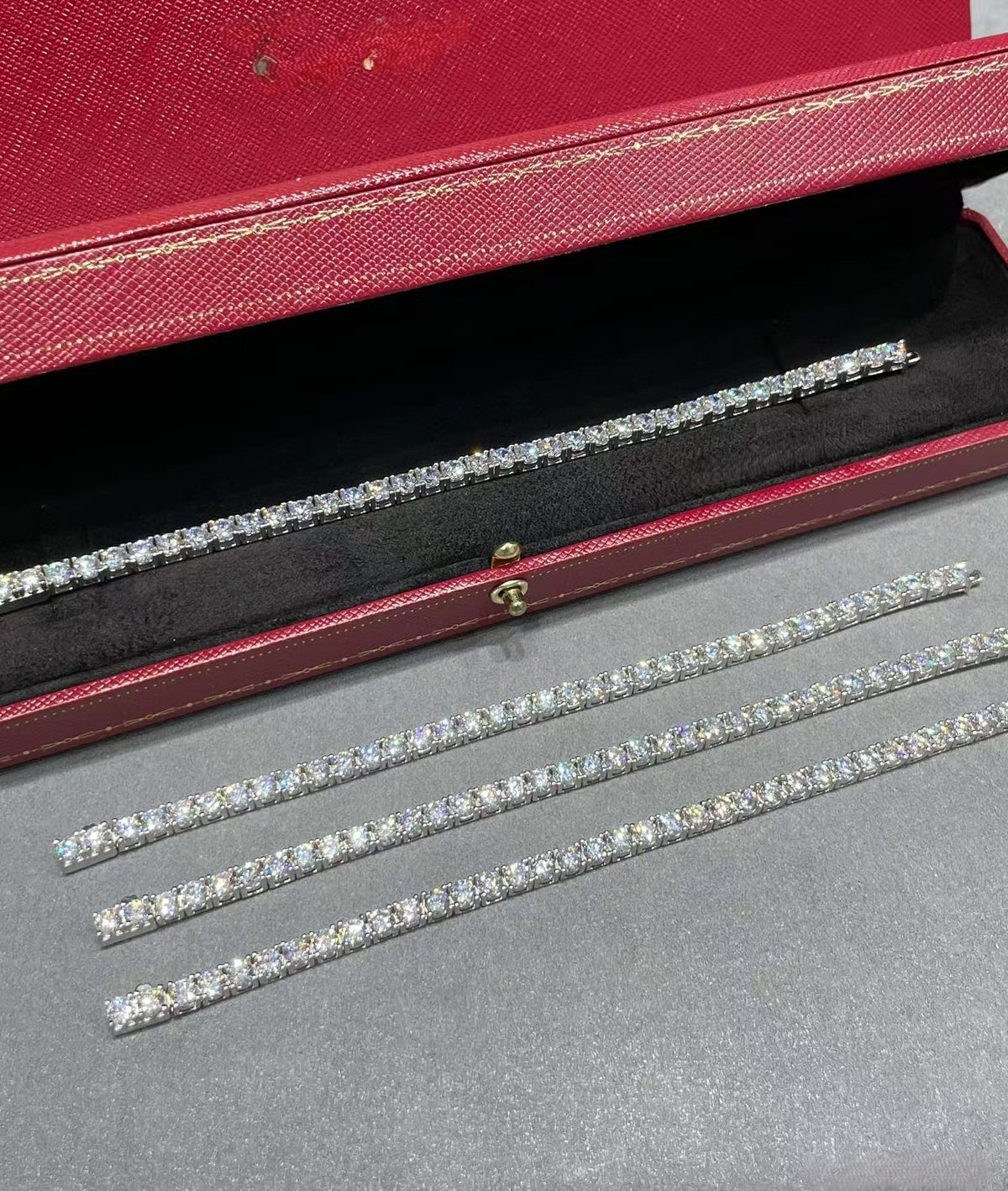 [⭐Haelin Jewelry jewelrys]TENNIS BRACELET WITH FULL DIAMOND SETTING