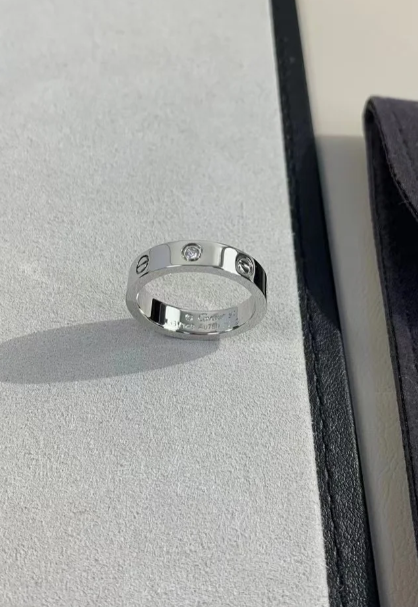 [⭐Haelin Jewelry]LOVE RING 4MM 1 DIAMOND SILVER