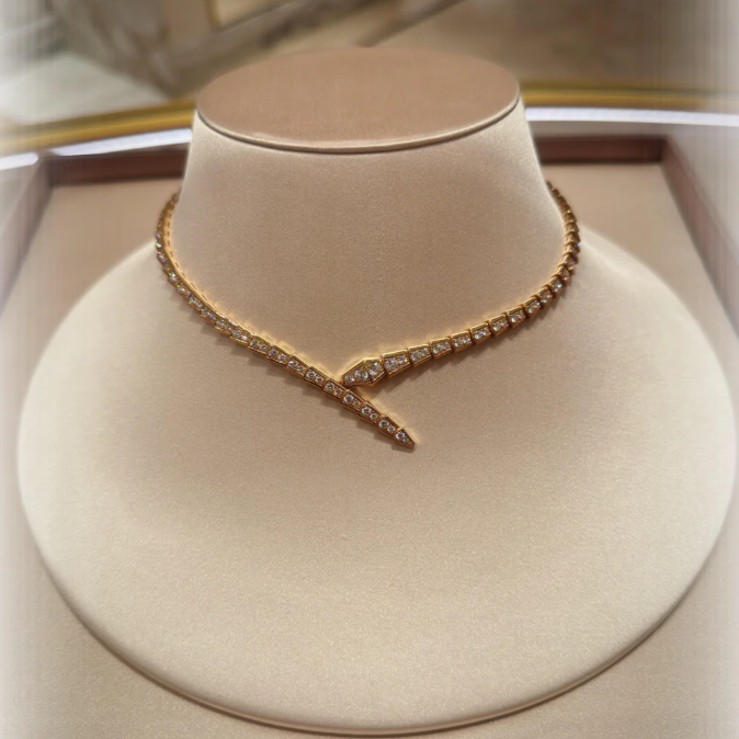 [⭐Haelin Jewelry]NEW！SERPENT DIAMOND NECKLACE
