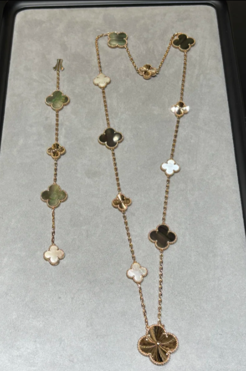 [⭐Haelin Jewelry]DETACHABLE CLOVER 15(11+4) FLOWER SILVER NECKLACE SET