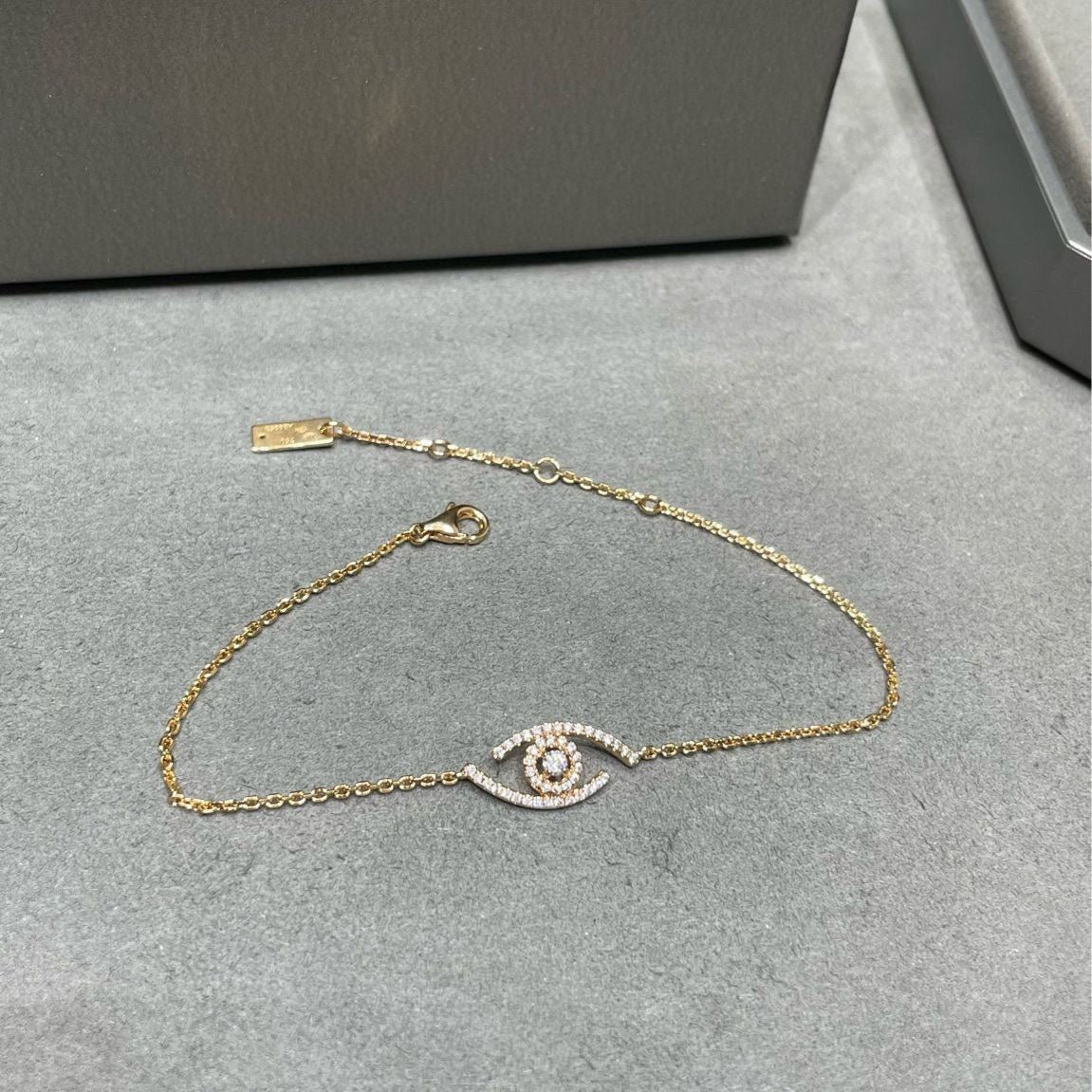 [⭐Haelin Jewelry]Demo Eye Pave-Set Diamond Bracelet