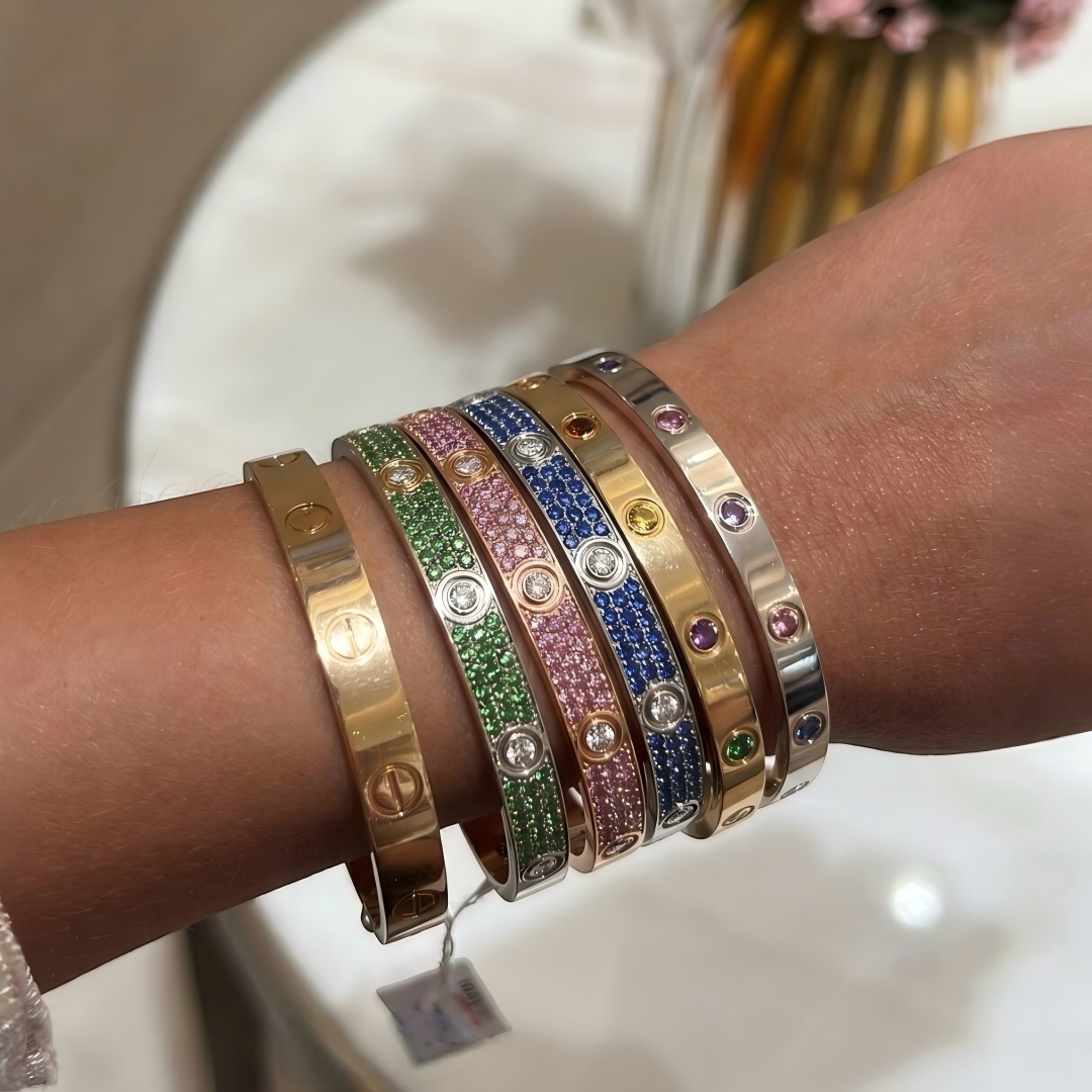 [⭐Haelin Jewelry]2026 PAVE GEMSTONE LOVE BRACELET 6.1MM 10 DIAMONDS