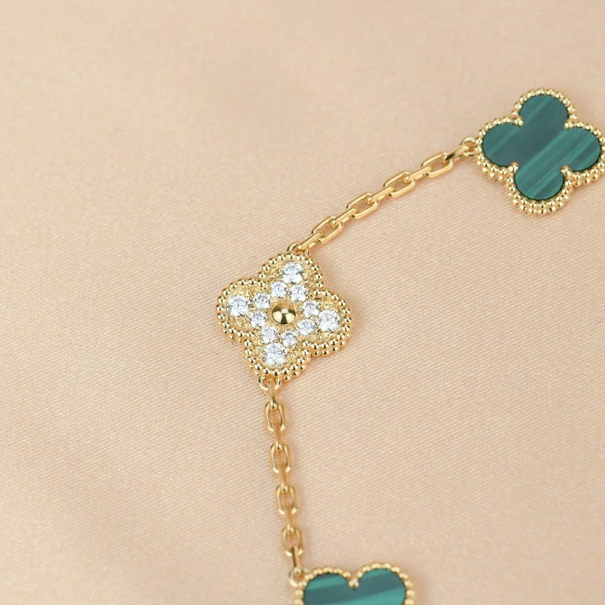 [⭐Haelin Jewelry] CLOVER 5 MOTIF MALACHITE BRACELET COLLECTION