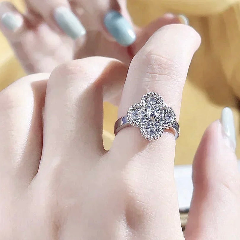 [⭐Haelin Jewelry]CLOVER DIAMOND RING