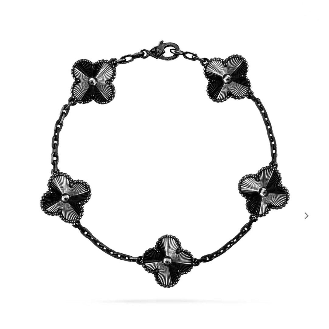 [⭐Haelin Jewelry]CLOVER 5 MOTIF BLACK BRACELET