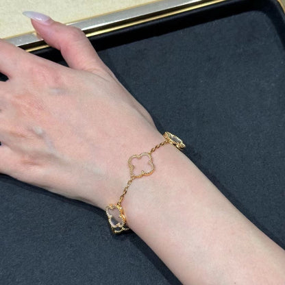 [⭐Haelin Jewelry]CLOVER 5 MOTIF ROCK CRYSTAL BRACELET