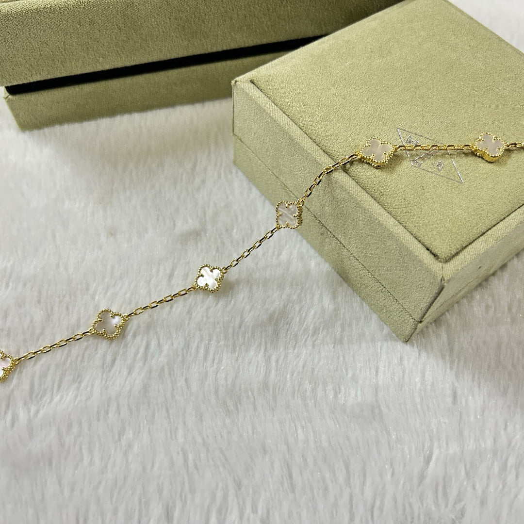 [⭐Haelin Jewelry]CLOVER 6 MOTIF WHITE MOP BRACELET
