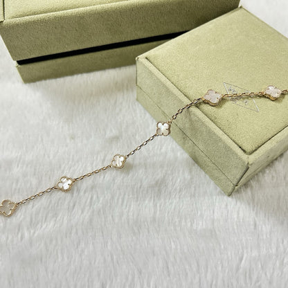 [⭐Haelin Jewelry]CLOVER 6 MOTIF WHITE MOP BRACELET