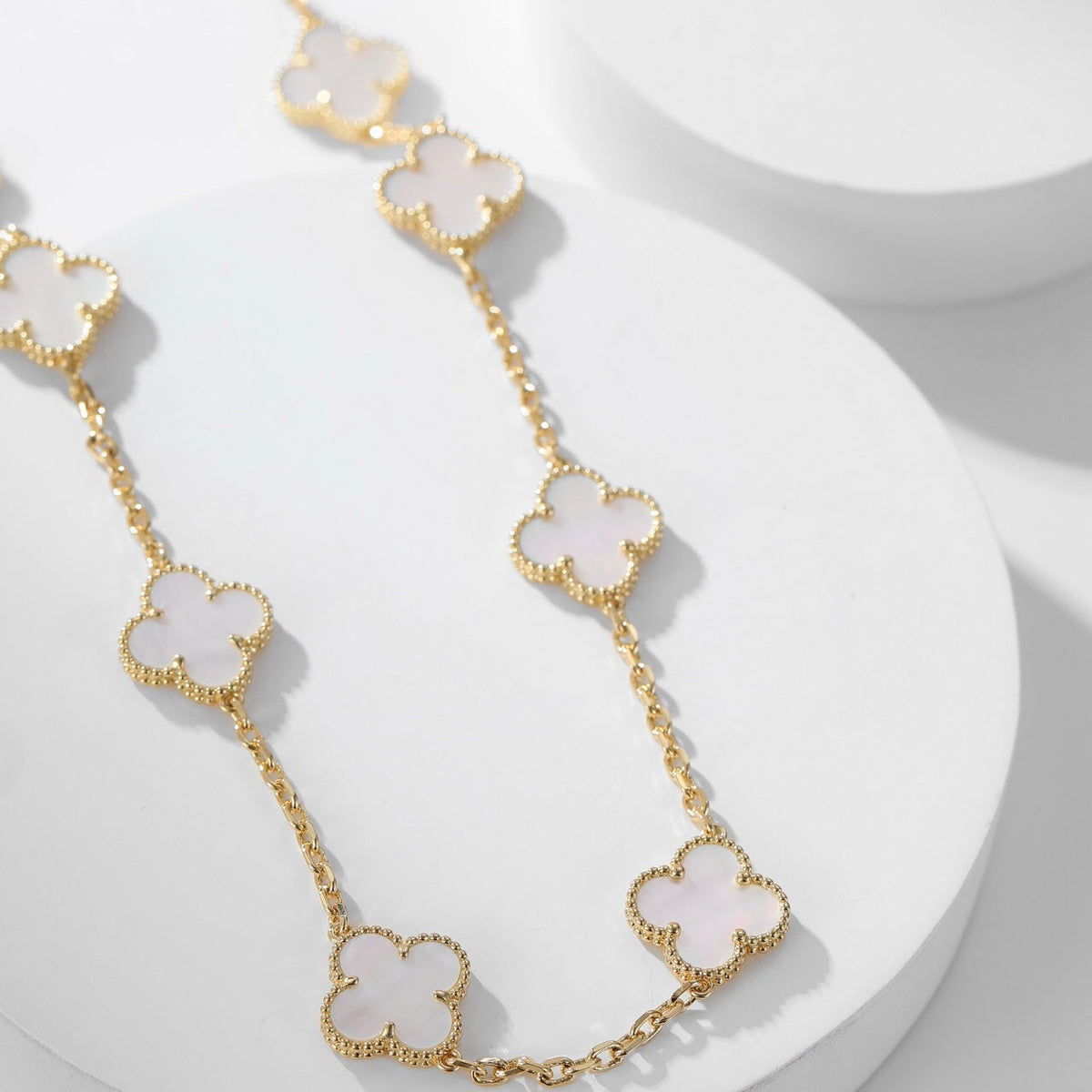 [⭐Haelin Jewelry]CLOVER 10 MOTIFS WHITE MOTHER OF PEARL NECKLACE