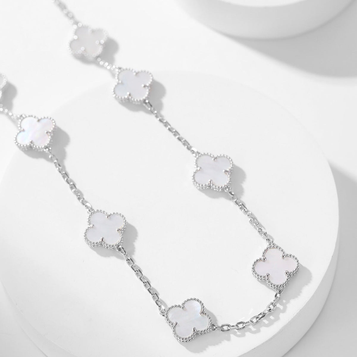 [⭐Haelin Jewelry]CLOVER 10 MOTIFS WHITE MOTHER OF PEARL NECKLACE