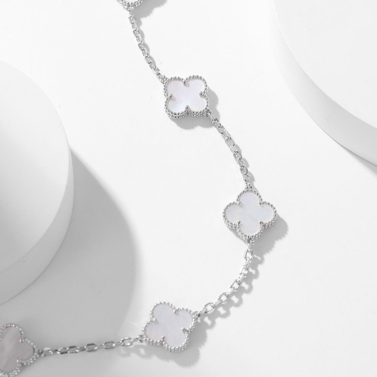 [⭐Haelin Jewelry]CLOVER 10 MOTIFS WHITE MOTHER OF PEARL NECKLACE