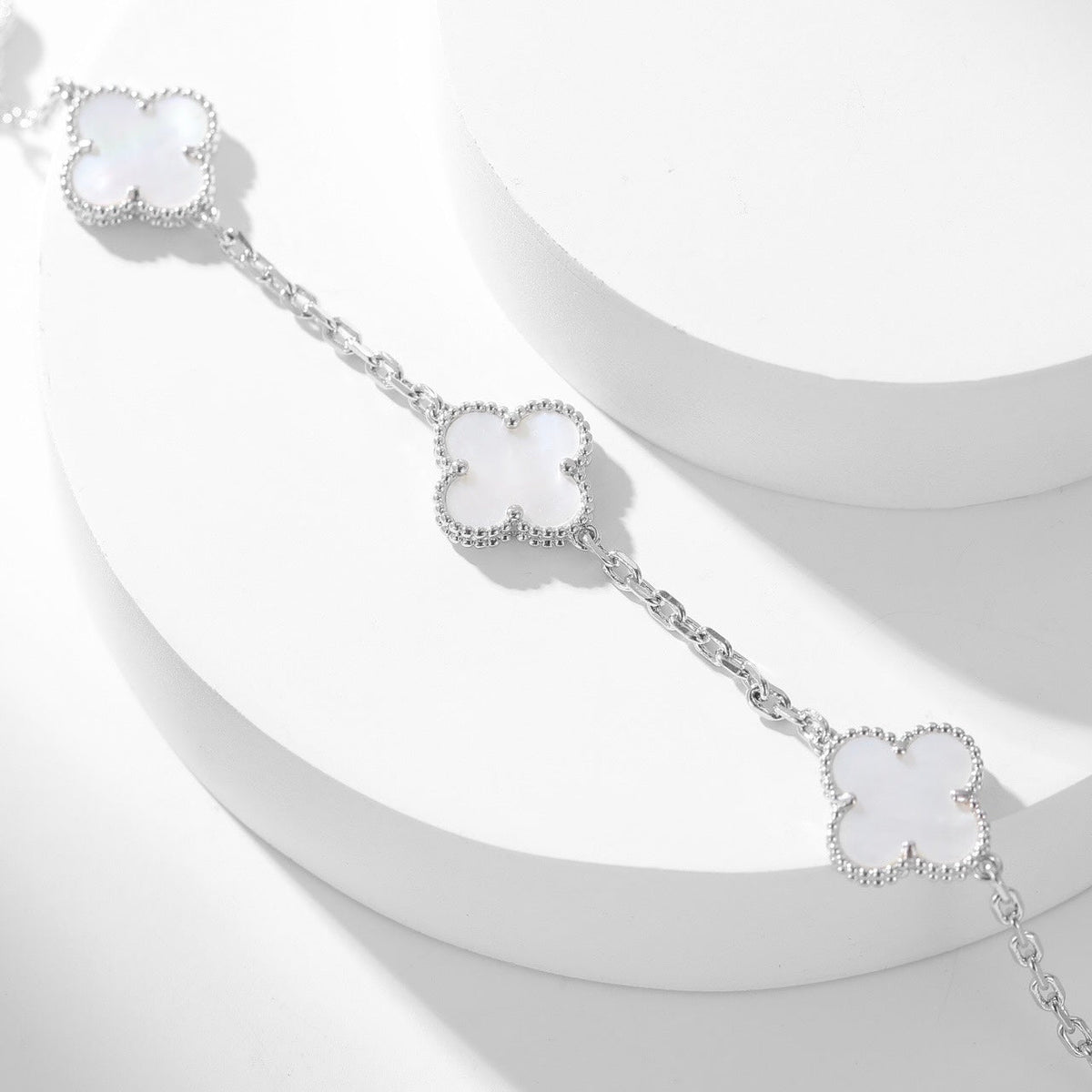 [⭐Haelin Jewelry]CLOVER 10 MOTIFS WHITE MOTHER OF PEARL NECKLACE