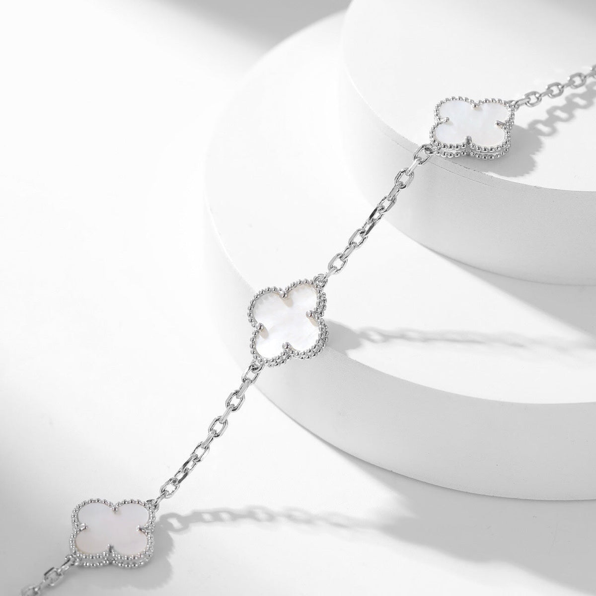 [⭐Haelin Jewelry]CLOVER 10 MOTIFS WHITE MOTHER OF PEARL NECKLACE