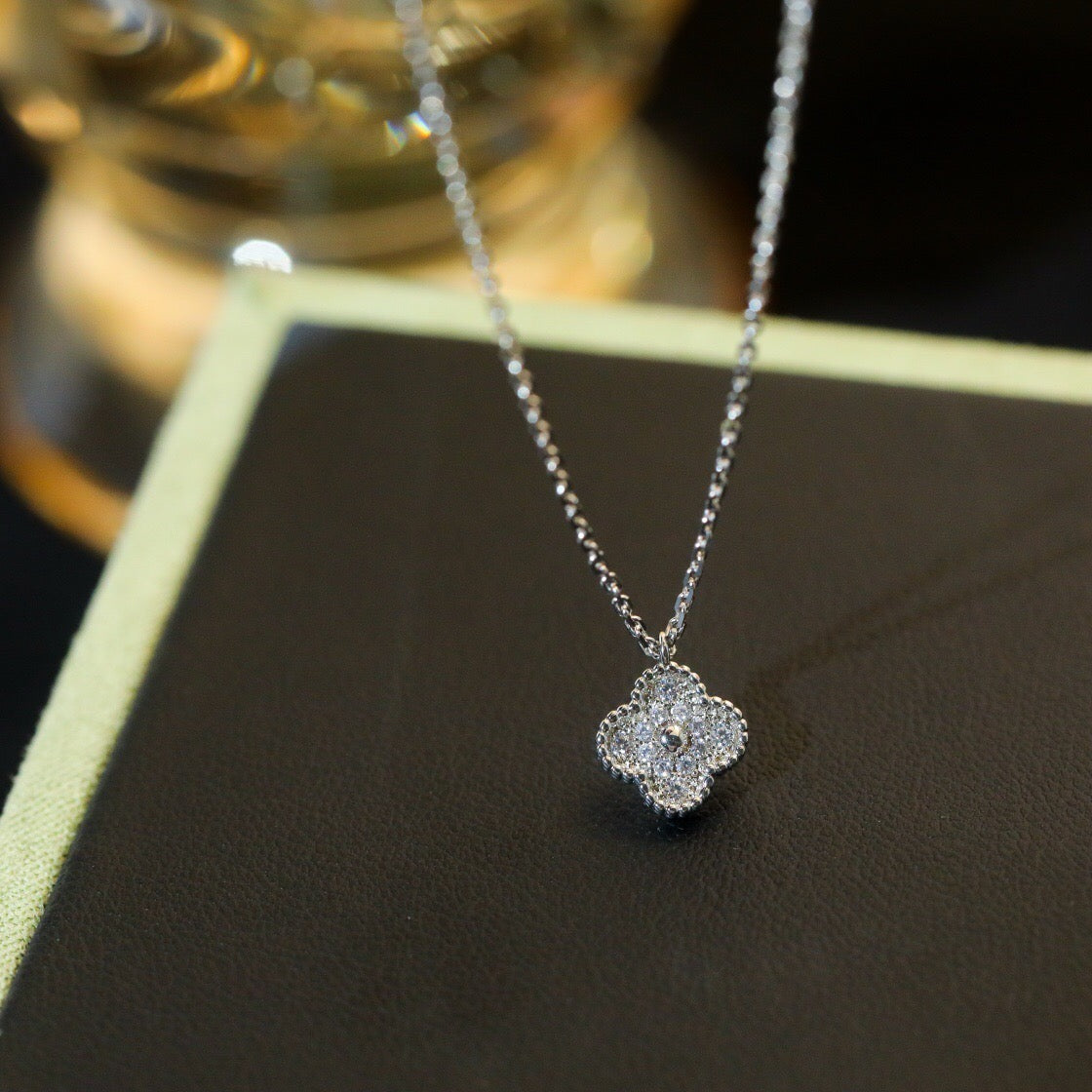 [⭐Haelin Jewelry]CLOVER MINI 9.5MM PENDANT DIAMOND NECKLACE