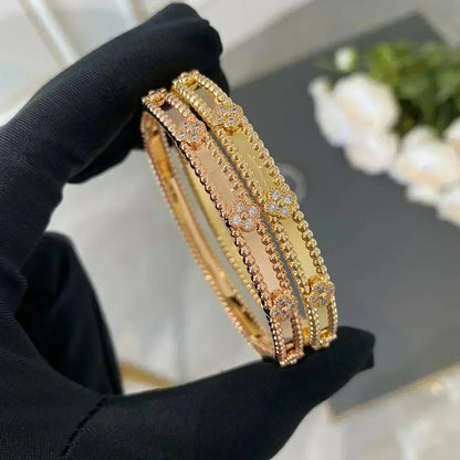 [⭐Haelin Jewelry]CLOVER BRACELET 4MM DIAMONDS