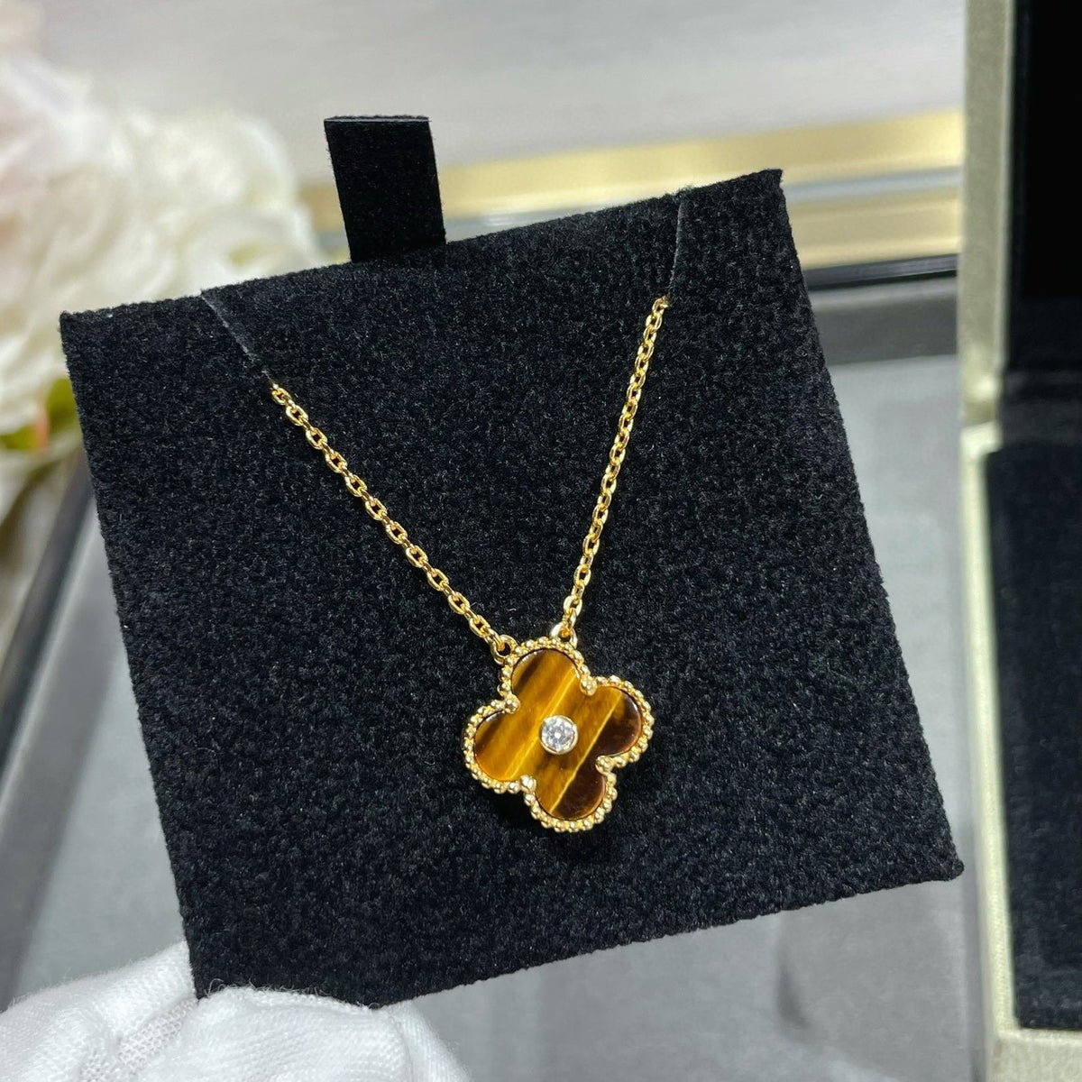 [⭐Haelin Jewelry]CLOVER 15MM DIAMOND AND YELLOW TIGER'S EYE AGATE necklace