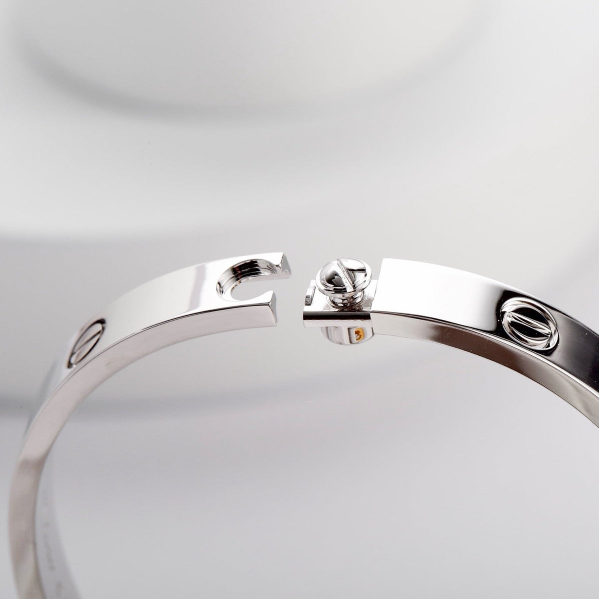[⭐Haelin Jewelry]LOVE BRACELET 6.1MM NO DIAMONDS