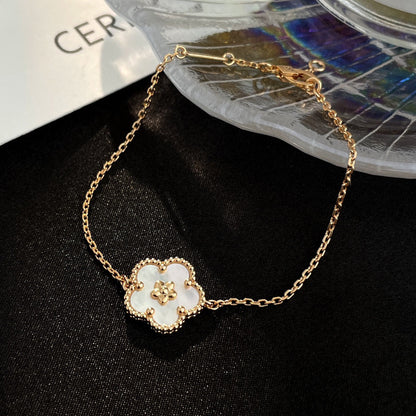 [⭐Haelin Jewelry]LUCKY WHITE MOP PLUM BLOSSOM  BRACELET