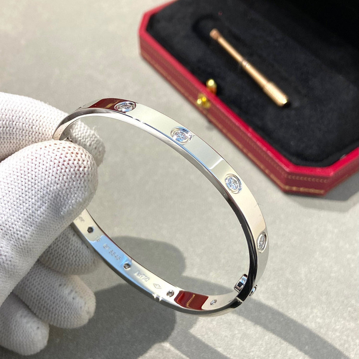 [⭐Haelin Jewelry]LOVE BRACELET 6.1MM 10 DIAMONDS