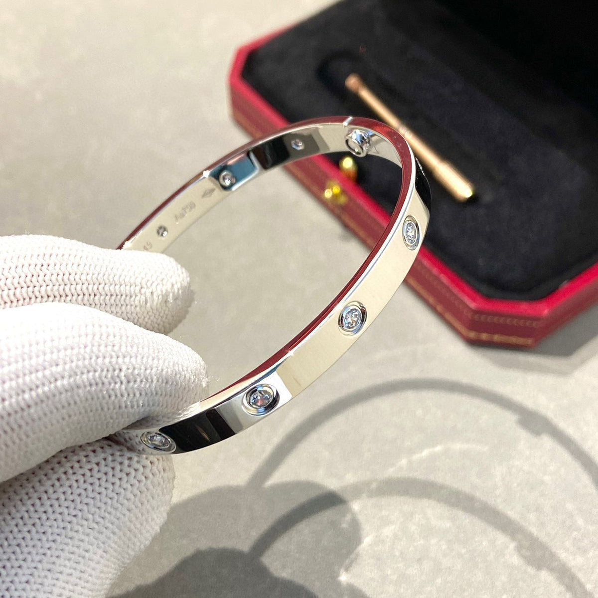 [⭐Haelin Jewelry]LOVE BRACELET 6.1MM 10 DIAMONDS