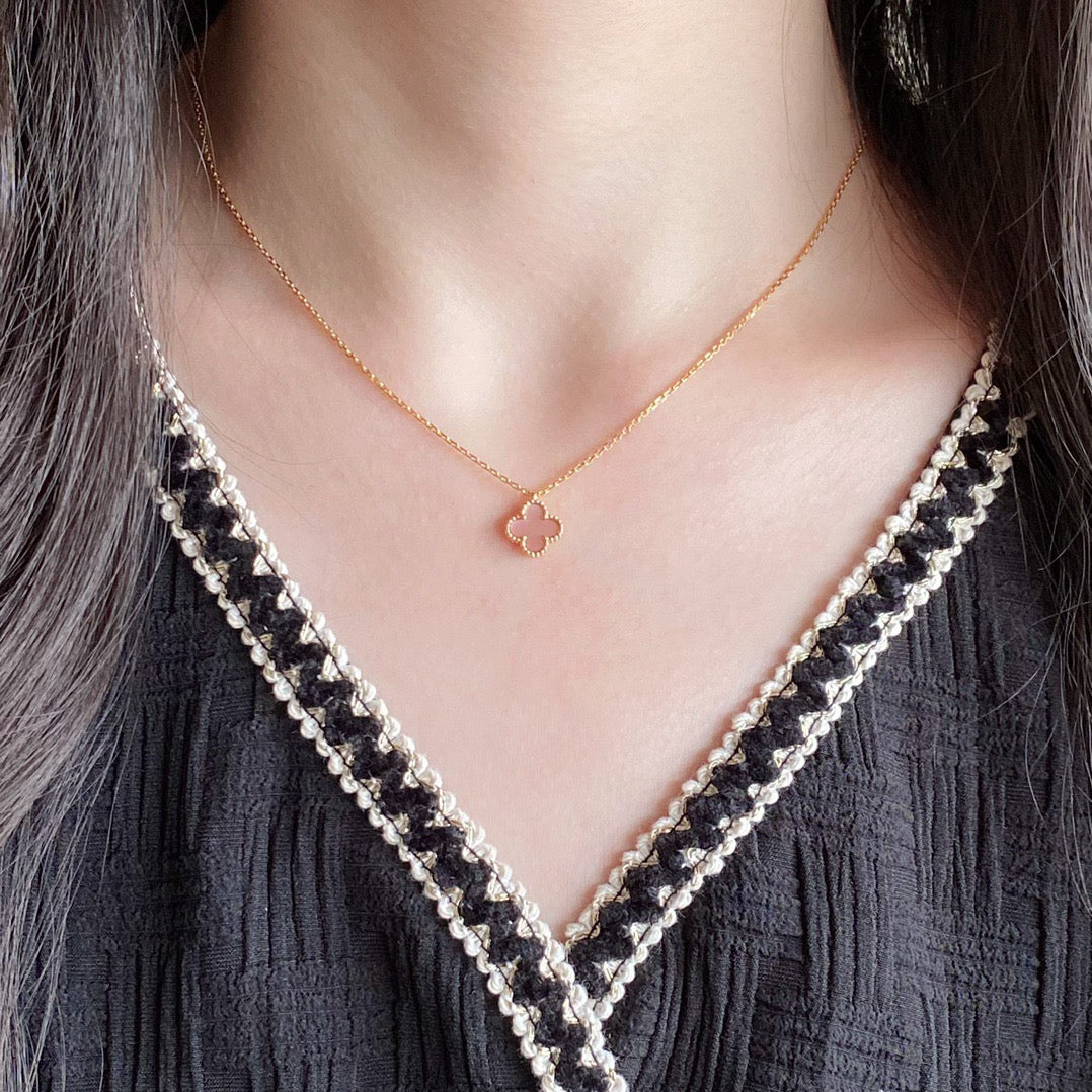 [⭐Haelin Jewelry]CLOVER 15MM PINK MOTHER-OF-PEARL SINGLE FLOWER NECKLACE