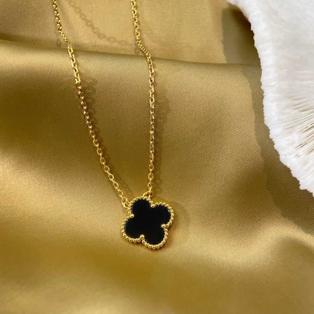 [⭐Haelin Jewelry]CLOVER 15MM BLACK ONYX SINGLE FLOWER NECKLACE